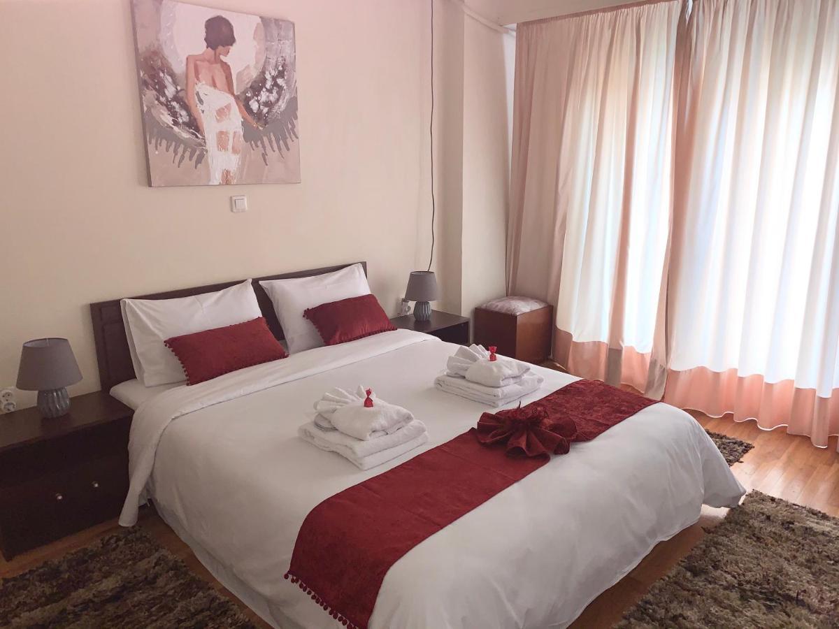 Harokopio Apartment In Atene Esterno foto