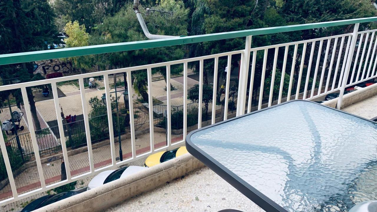 Harokopio Apartment In Atene Esterno foto