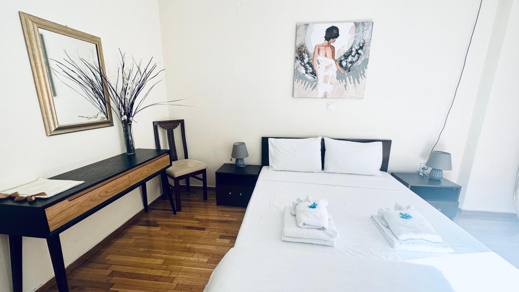 Harokopio Apartment In Atene Esterno foto