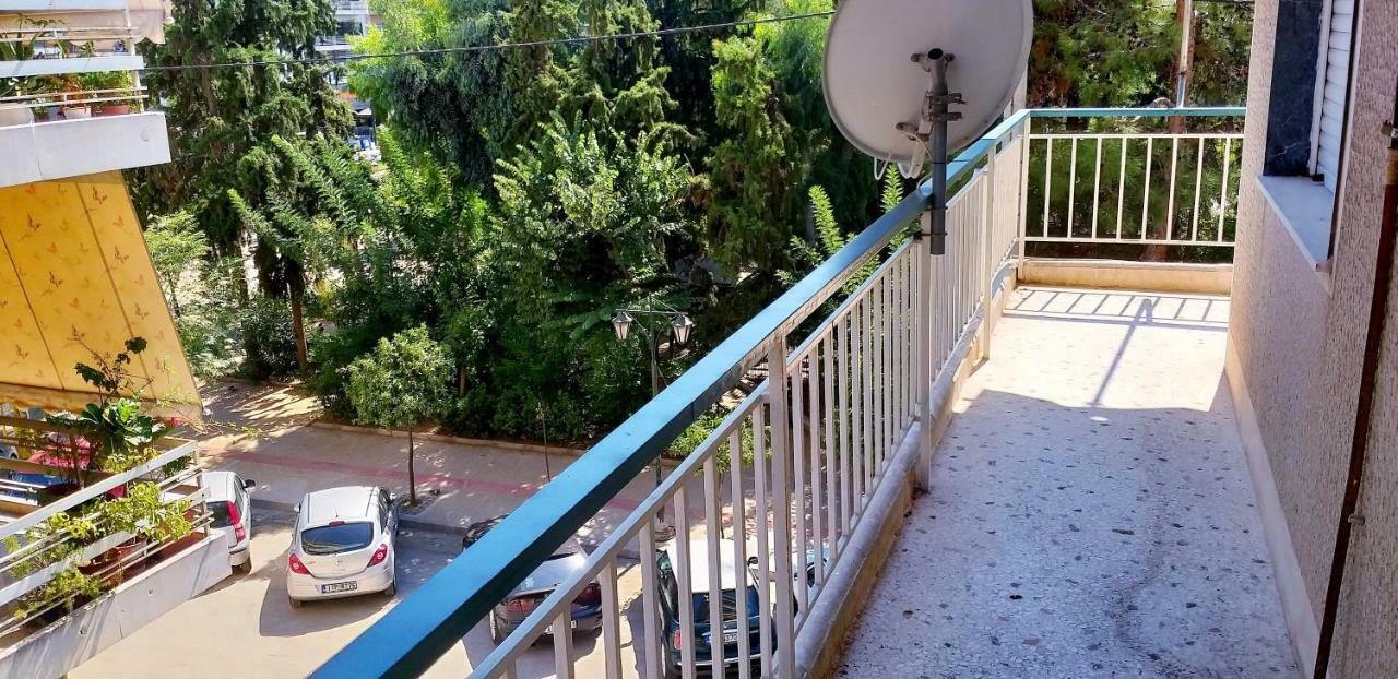 Harokopio Apartment In Atene Esterno foto