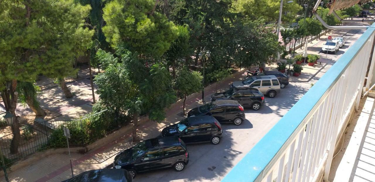 Harokopio Apartment In Atene Esterno foto