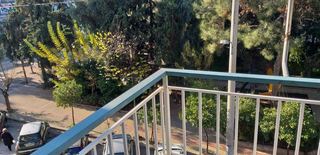 Harokopio Apartment In Atene Esterno foto